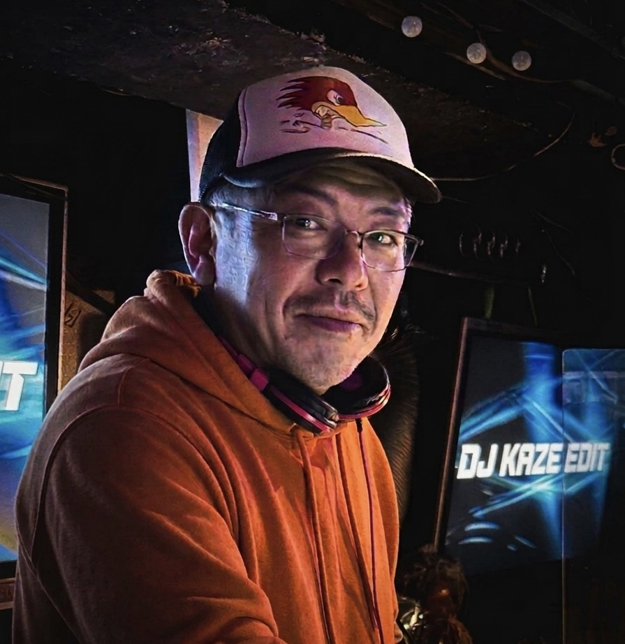 DJ KAZEEDIT